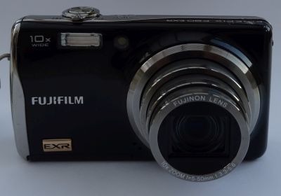  Fujifilm F80EXR