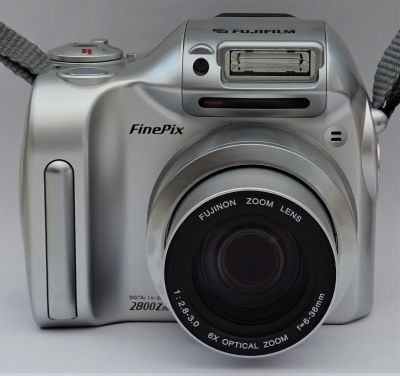  Fujifilm FinePix 2800 Zoom