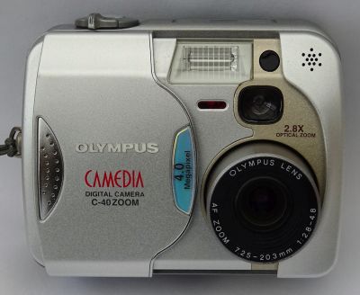  Olympus C-40 Zoom