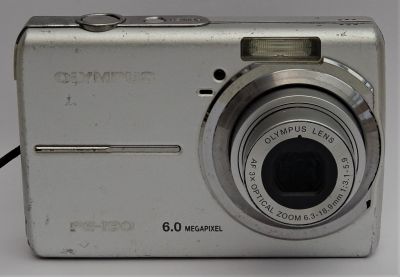  Olympus FE-190